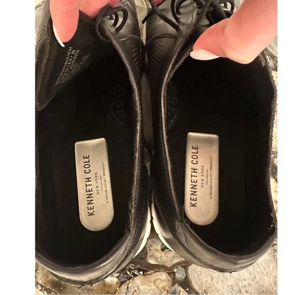 KENNETH COLE ATHLETIC SHOES - Picture 8 of 10